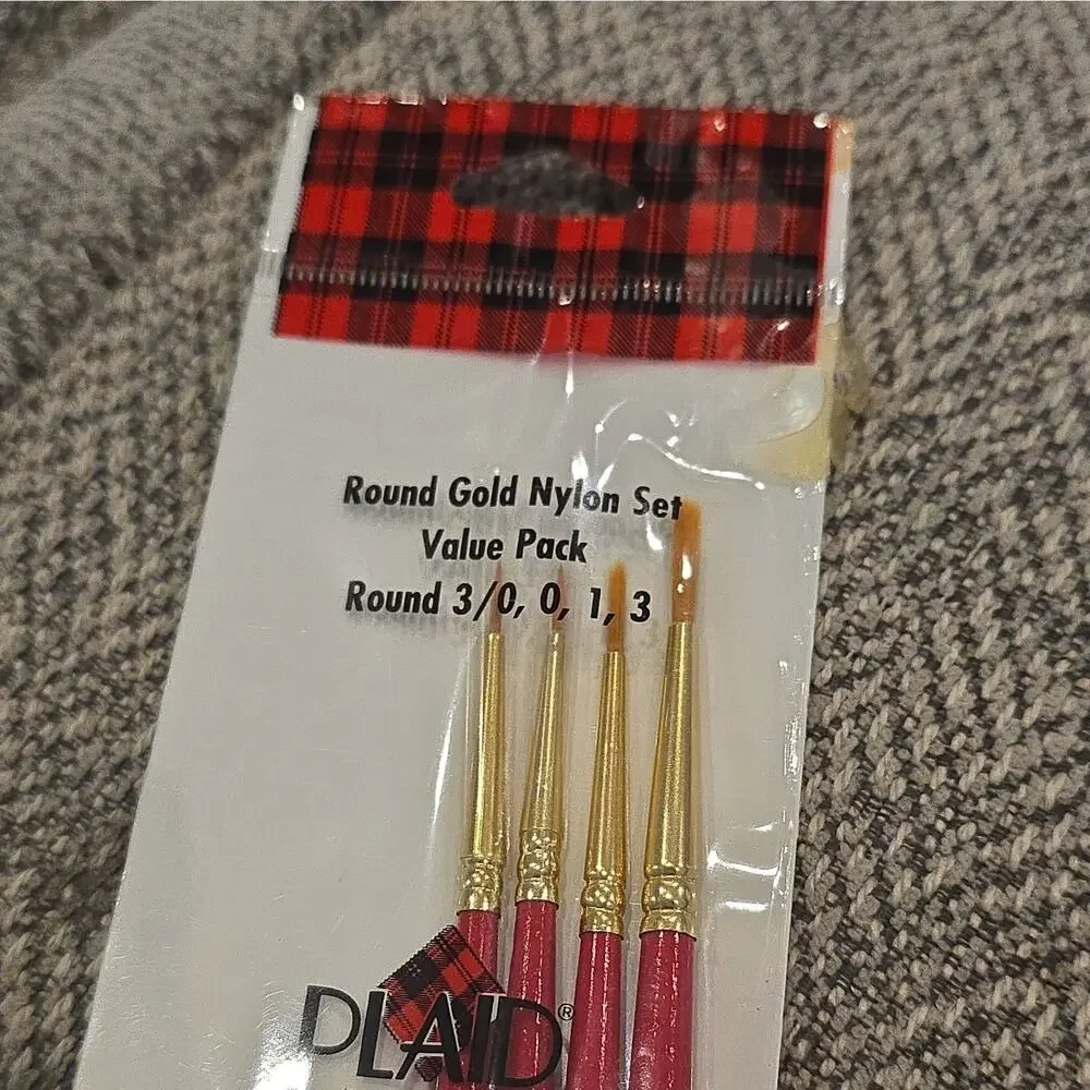 NOS 2 Packs Plaid Essential Paint Brushes Round Value Pk 42806 Gold Nylon Craft